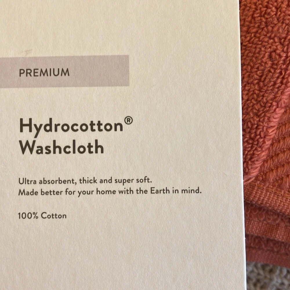 Nordstrom Hydrocotton hand towel and washcloth set